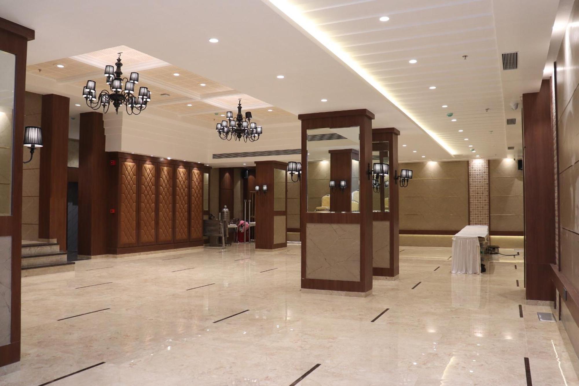 Hotel Golden Nest Thane Luaran gambar