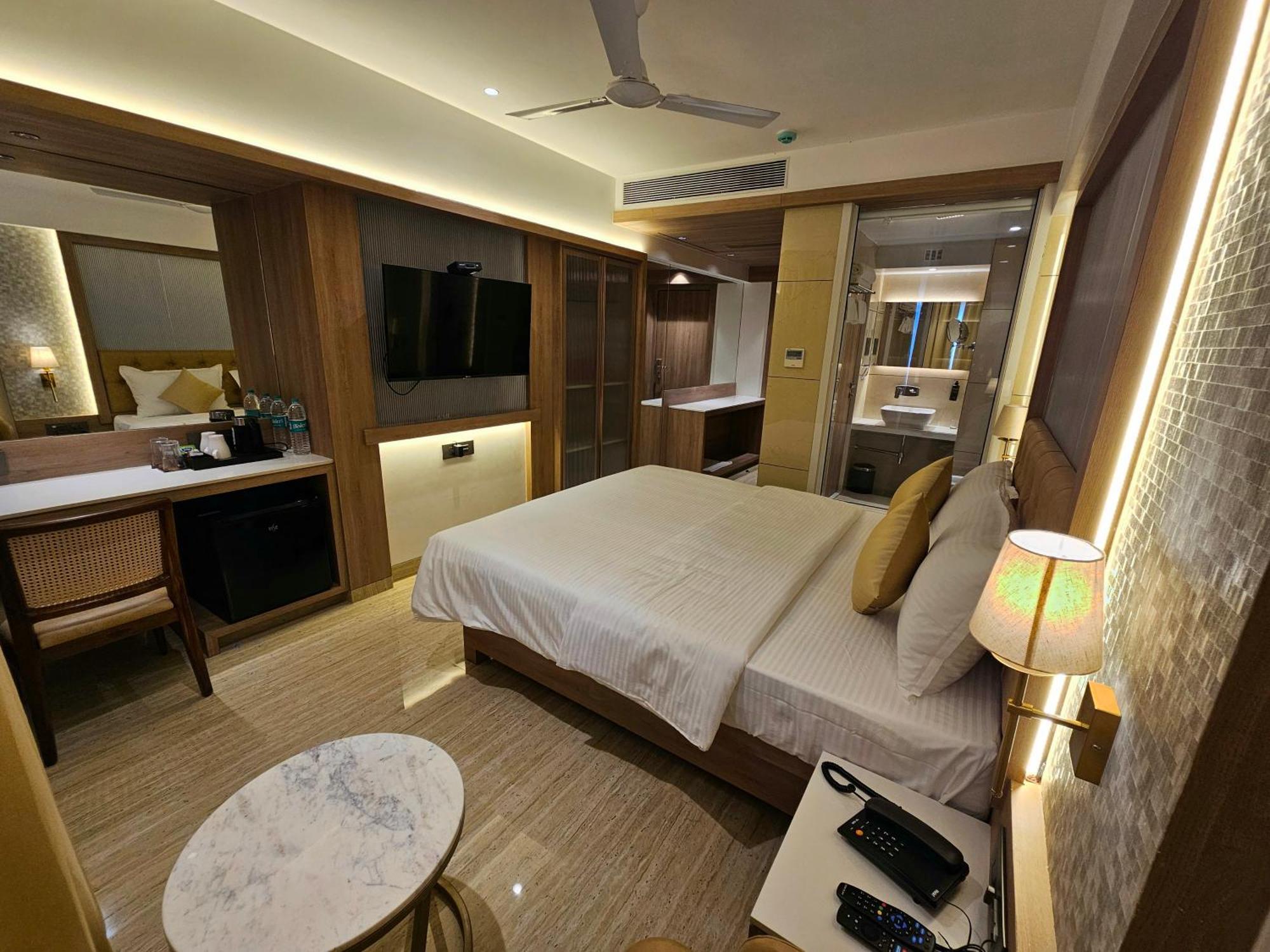 Hotel Golden Nest Thane Luaran gambar
