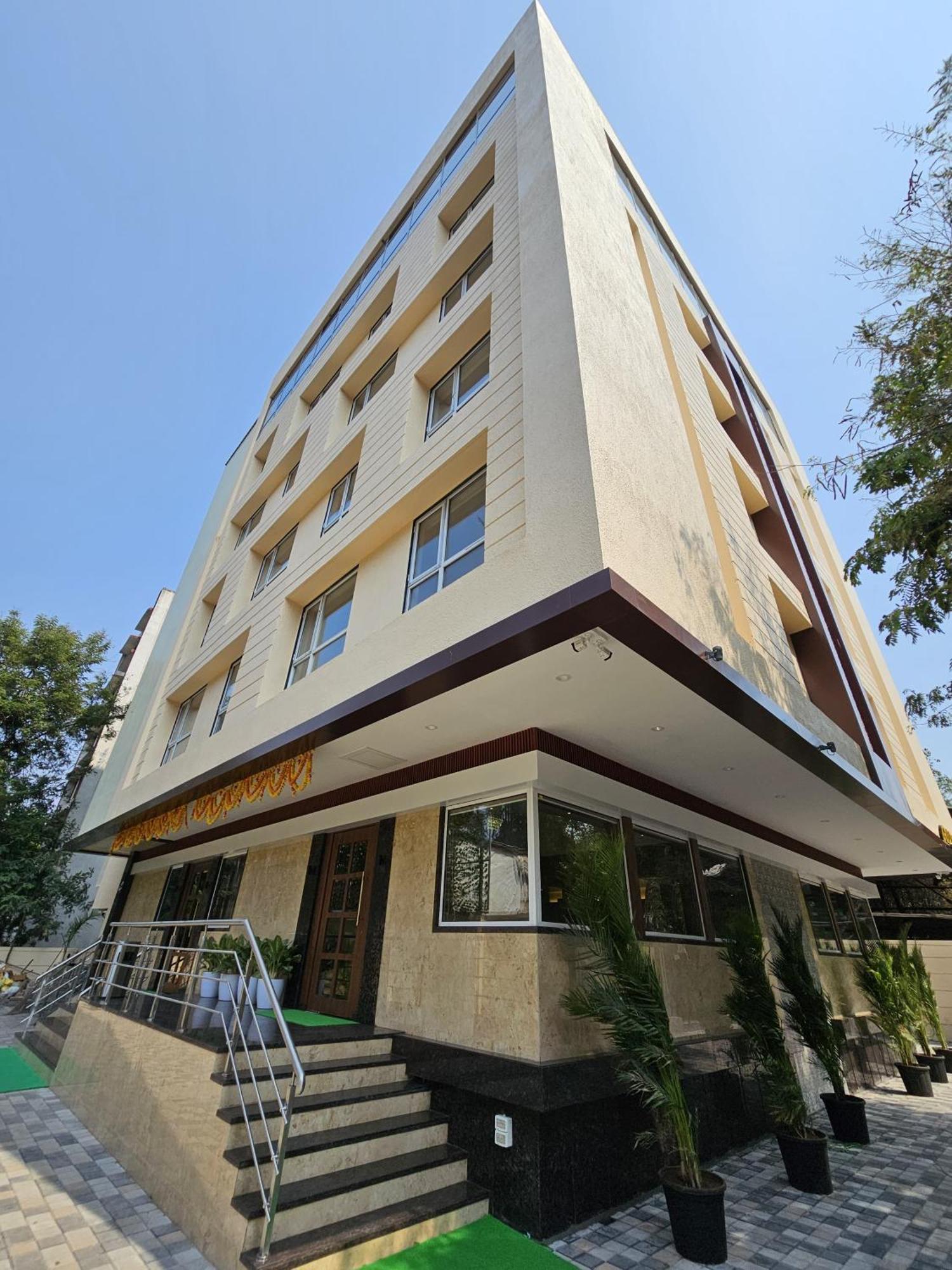 Hotel Golden Nest Thane Luaran gambar