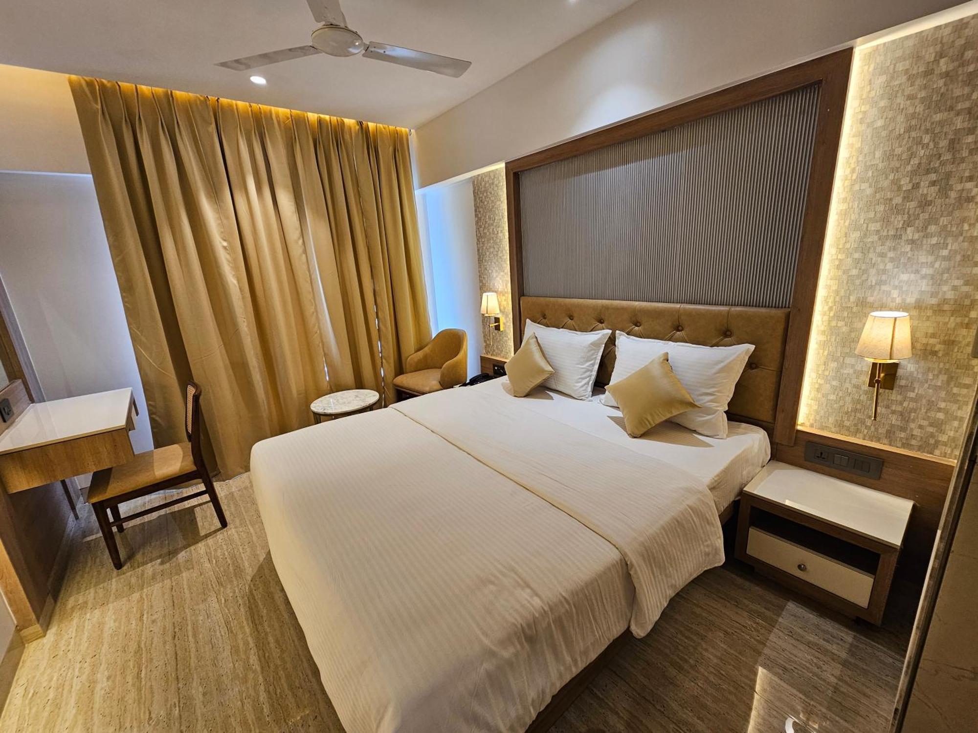 Hotel Golden Nest Thane Luaran gambar